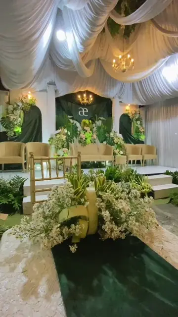 Превью шаблона «Wedding cinematic»