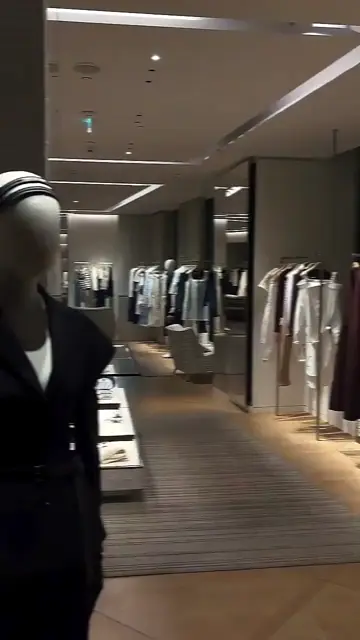 Превью шаблона «Store»